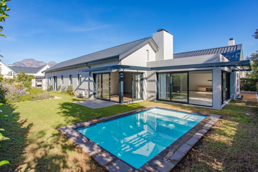 3 Bedroom Property for Sale in Val De Vie Estate Western Cape